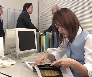 Japanese babe gets fucked in the office - 7 min HD